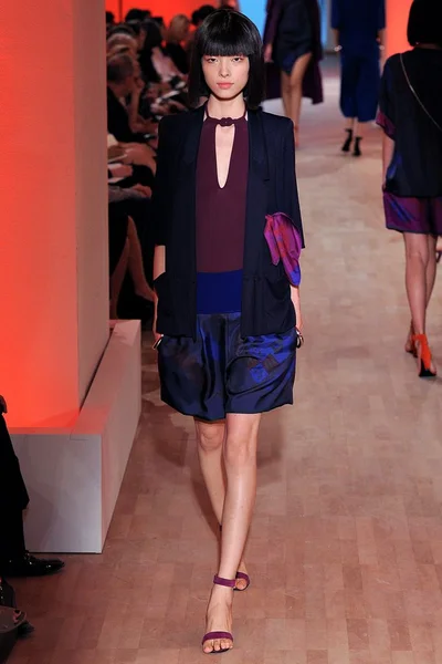 Look 30